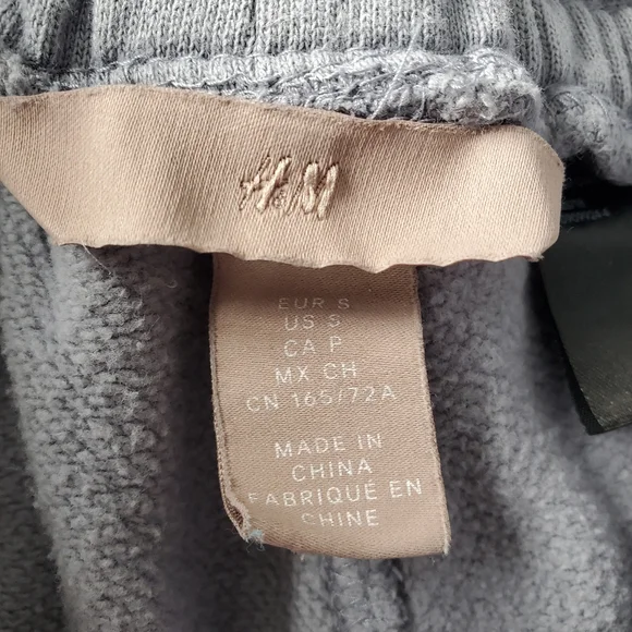 H&M | Sweatpants - Picture 2 of 2